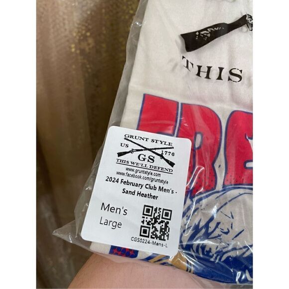 Grunt Style Mens Club 2024 Feb Freedom In Being Bold Ivory T Shirt Large NWT - Picture 4 of 4